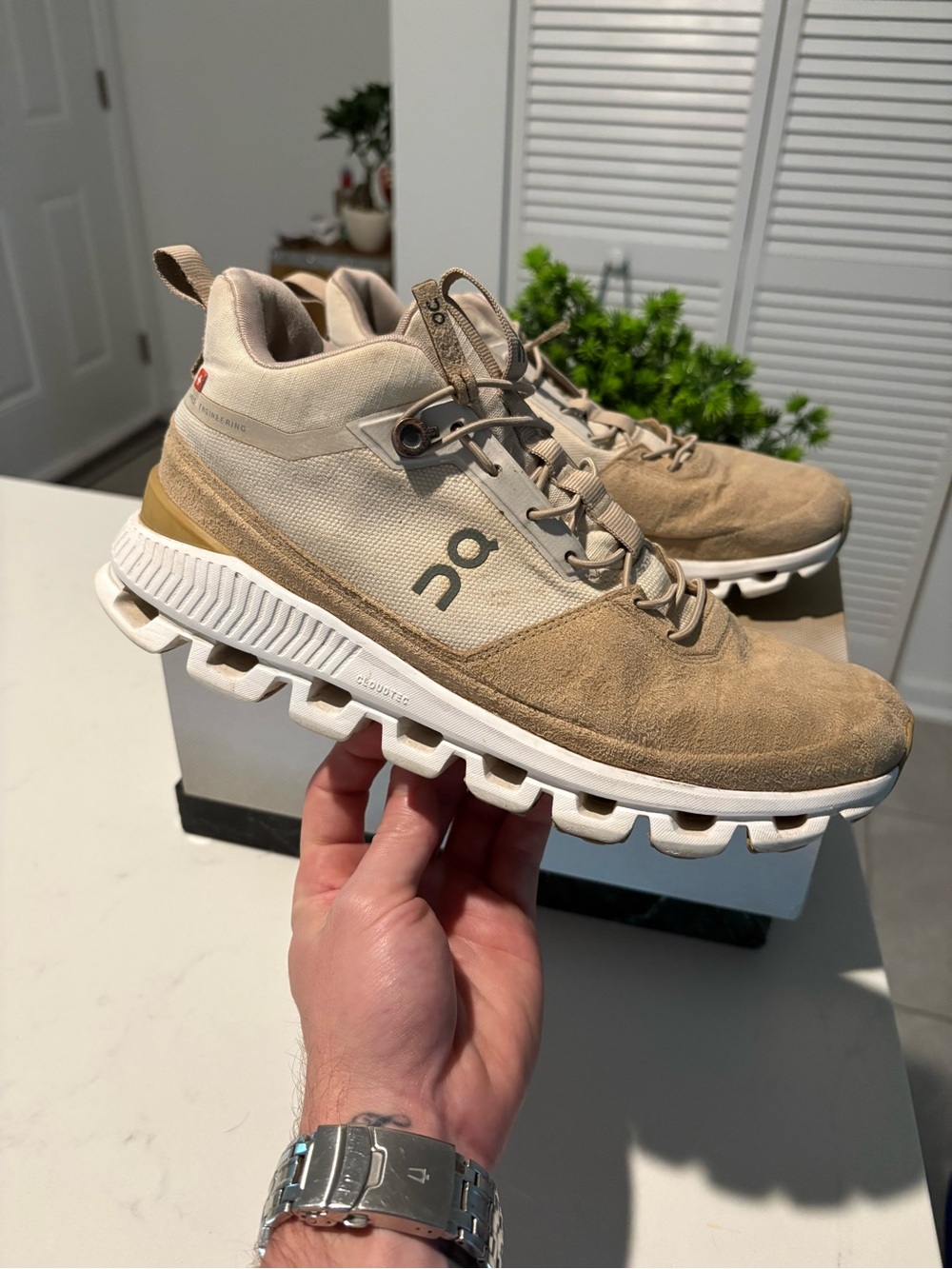 On Running Tan Hiking Shoes, Women’s size 8.5
